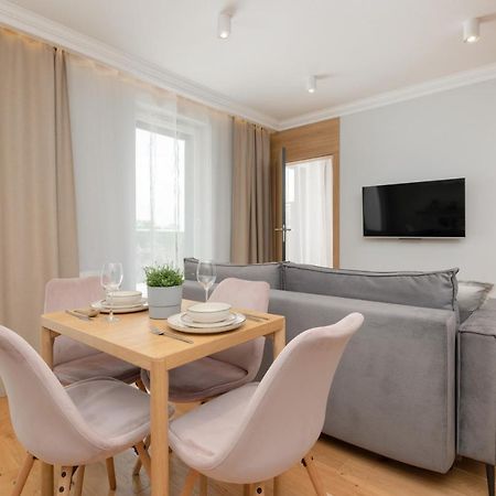 Apartament Z Tarasem W Centrum Swinoujscia By Noclegi Renters Swinemünde Exterior foto
